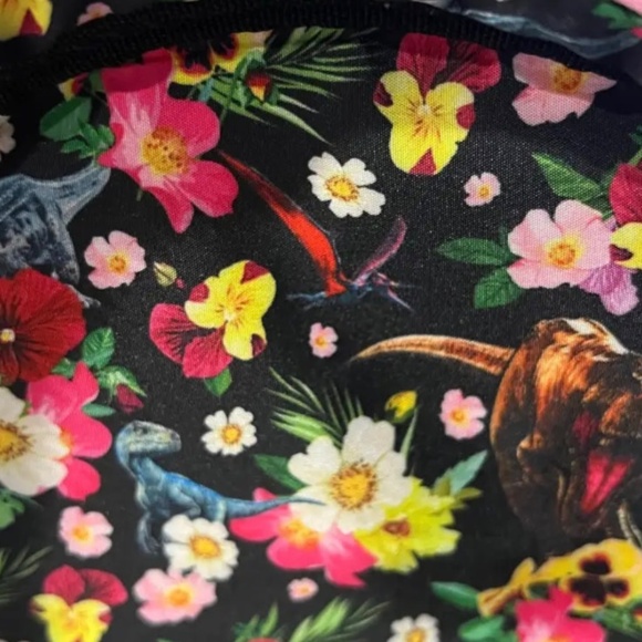 NWT Jurassic Park Sequin Mini Backpack SOLD OUT - Picture 4 of 4